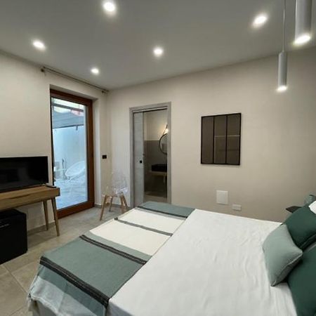 Opuntia Rooms Милаццо Экстерьер фото